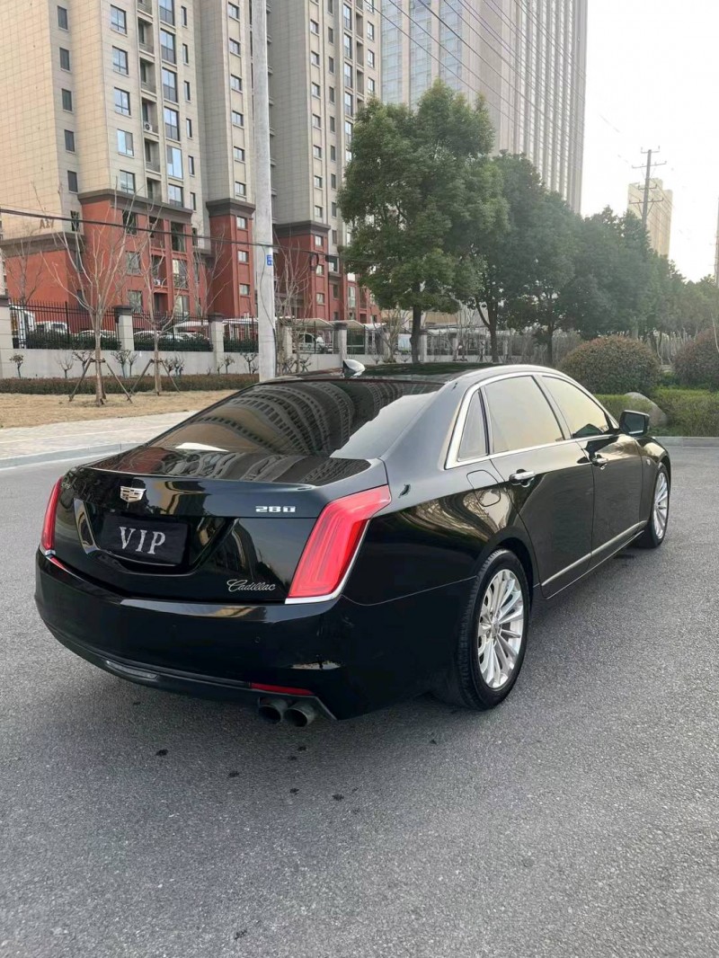 淮南17年凯迪拉克CT64