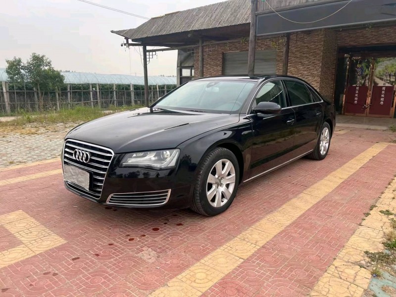 徐州13年奥迪A8L2