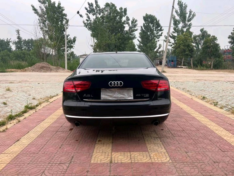 徐州13年奥迪A8L9