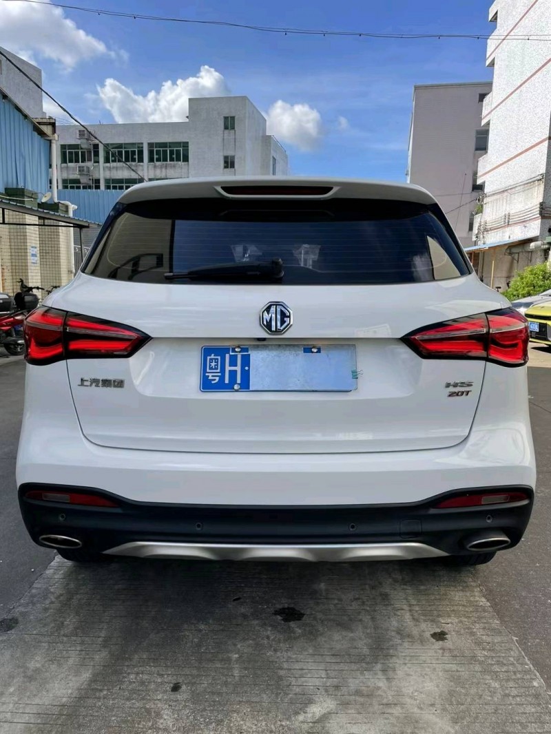 中山22年名爵HS9