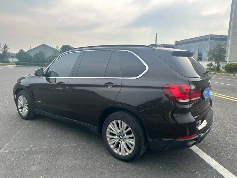 盐城16年宝马X58