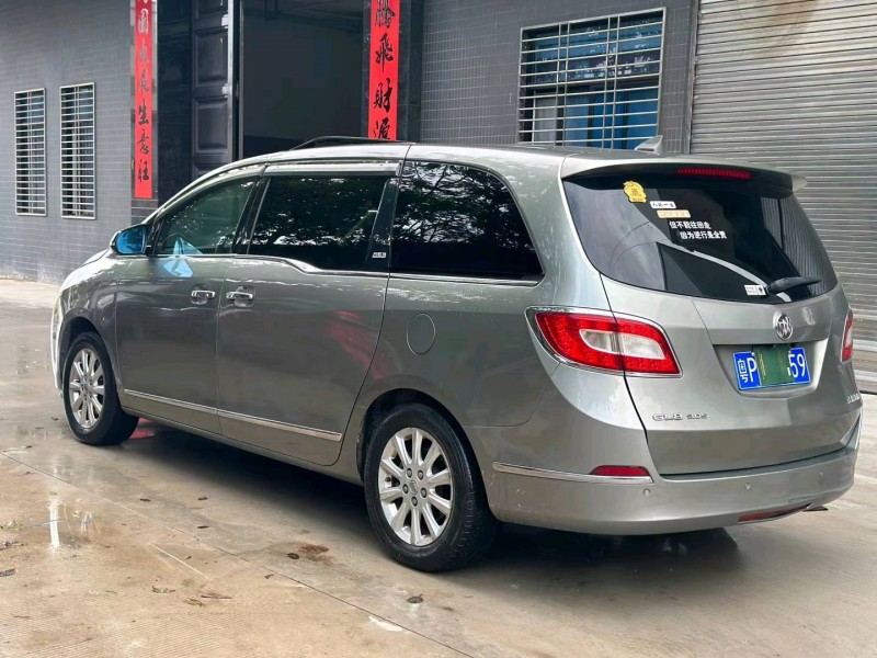 广州11年别克GL87