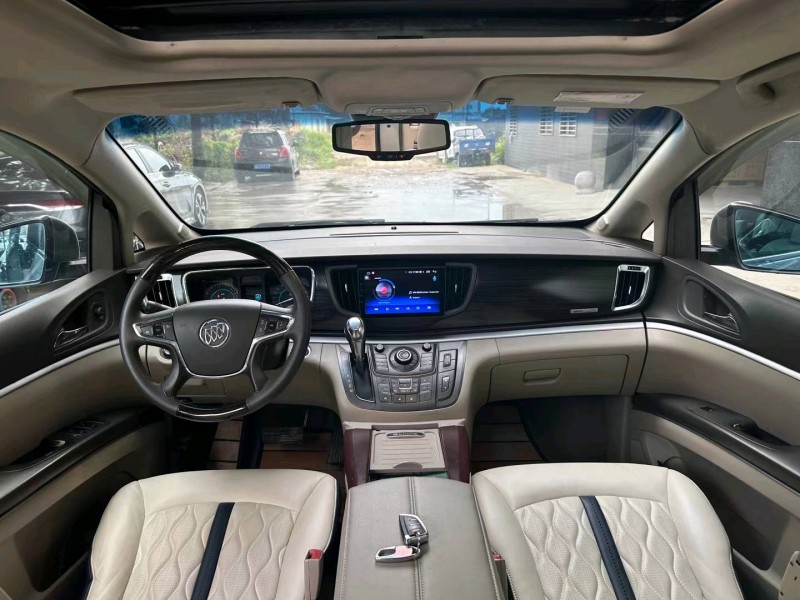 广州11年别克GL89