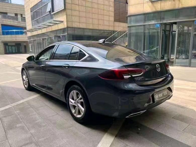 徐州21年别克君威7