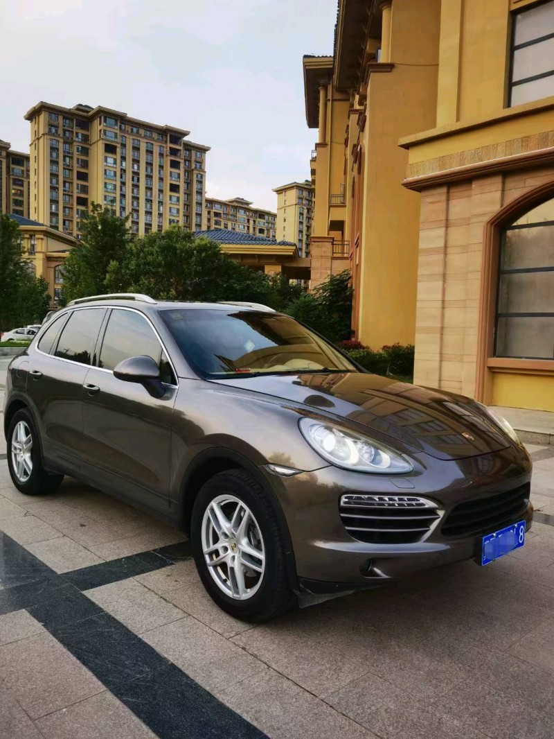 安阳12年保时捷卡宴2