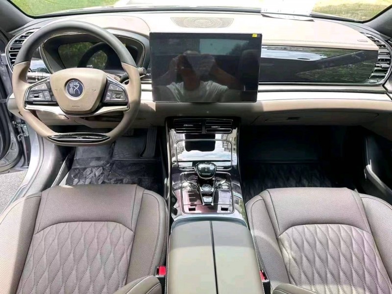 湖州23年比亚迪汉9