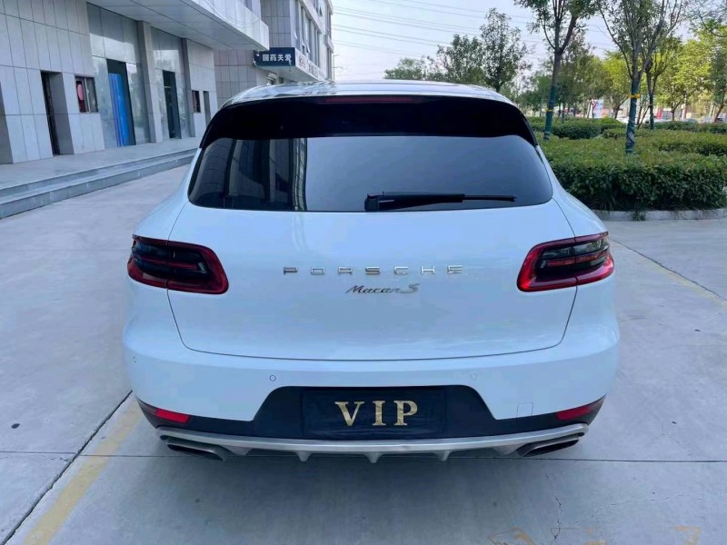 枣庄17年保时捷Macan2