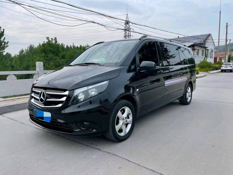 淄博17年奔驰威霆2