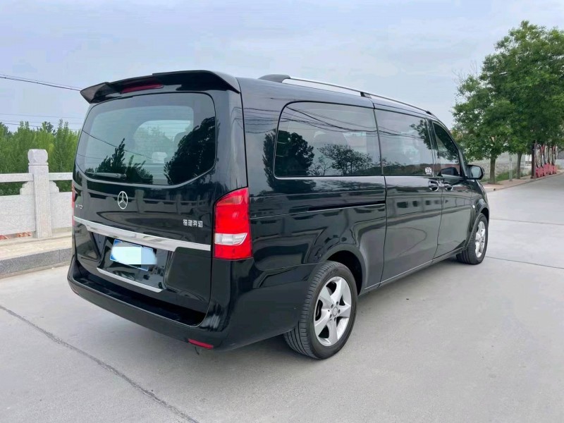 淄博17年奔驰威霆4