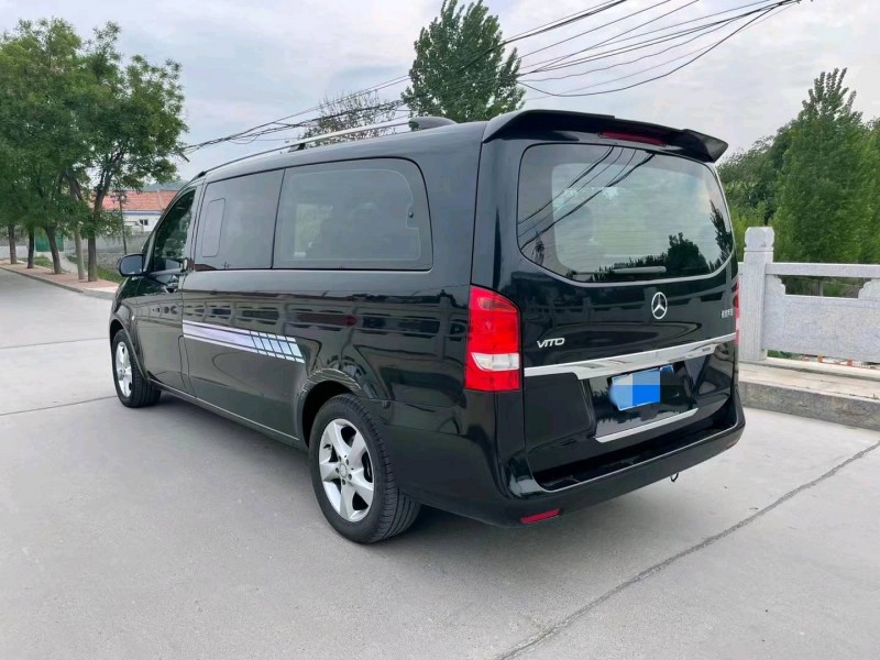 淄博17年奔驰威霆7