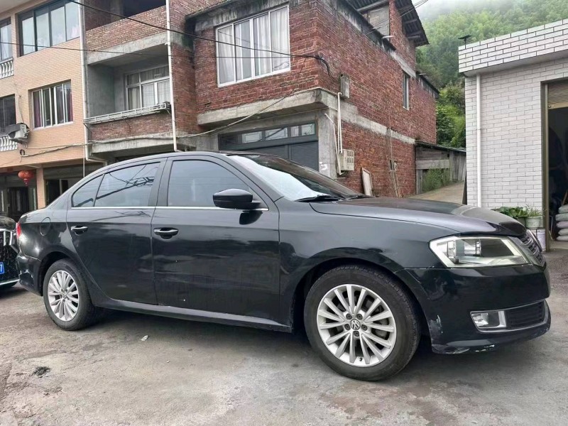 嘉兴13年大众朗逸2