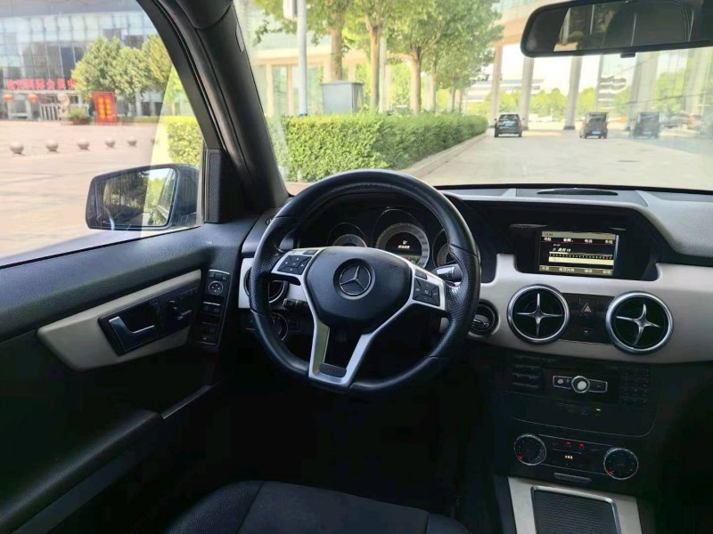 邯郸15年奔驰GLK6