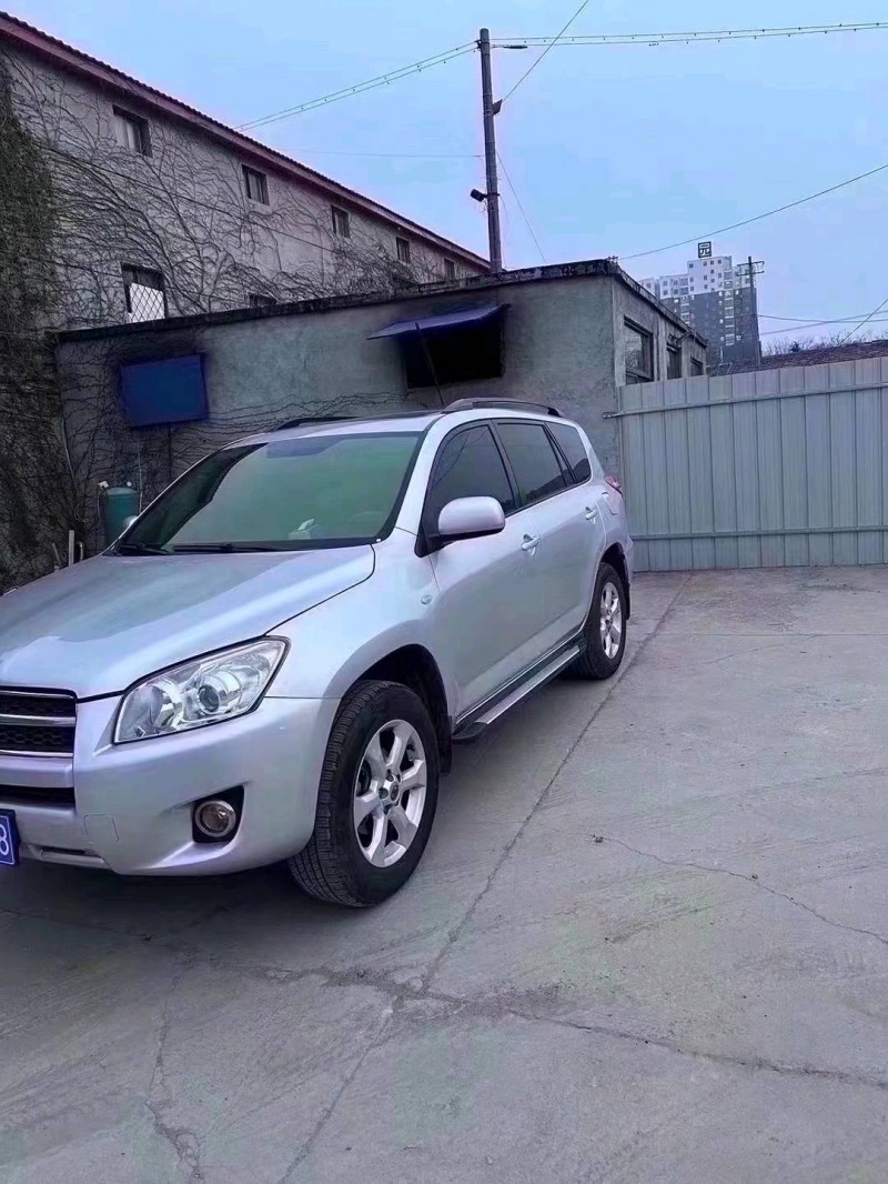 枣庄11年丰田RAV45