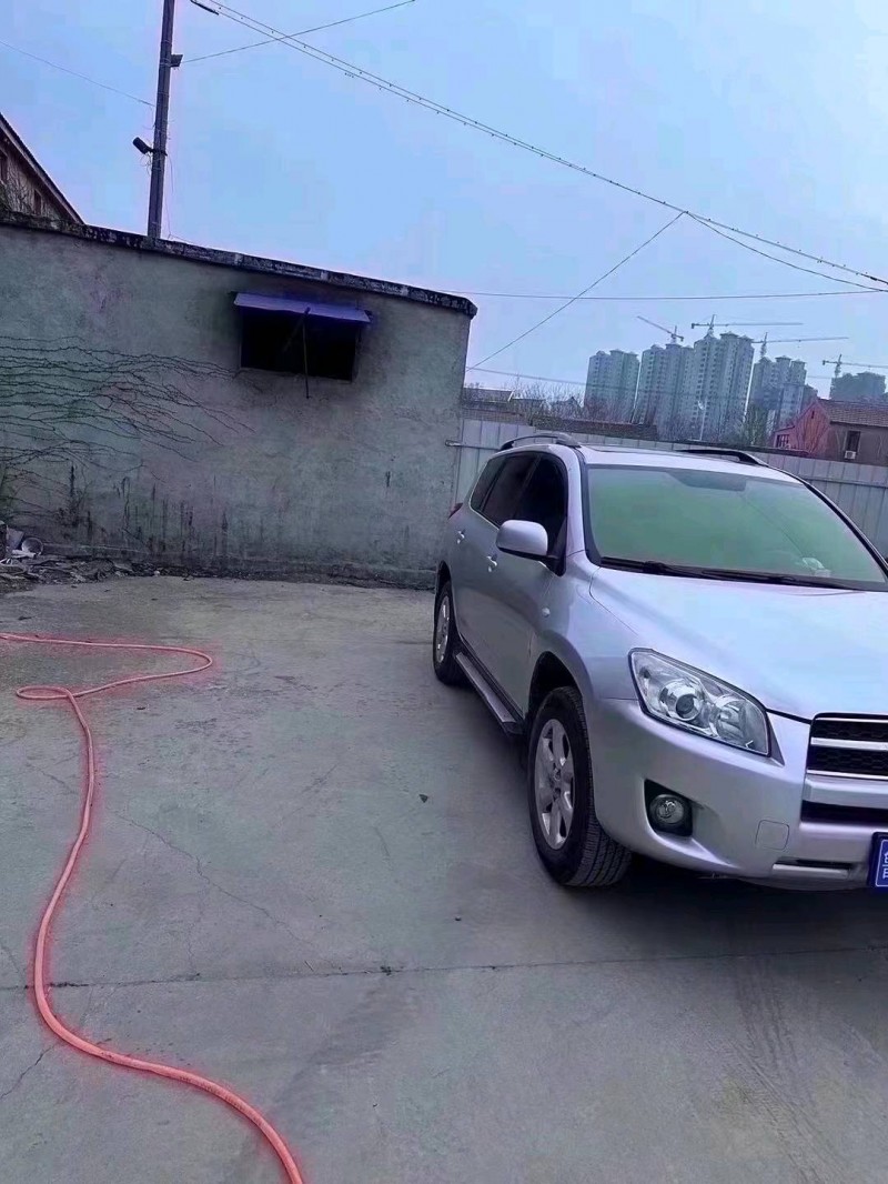 枣庄11年丰田RAV47