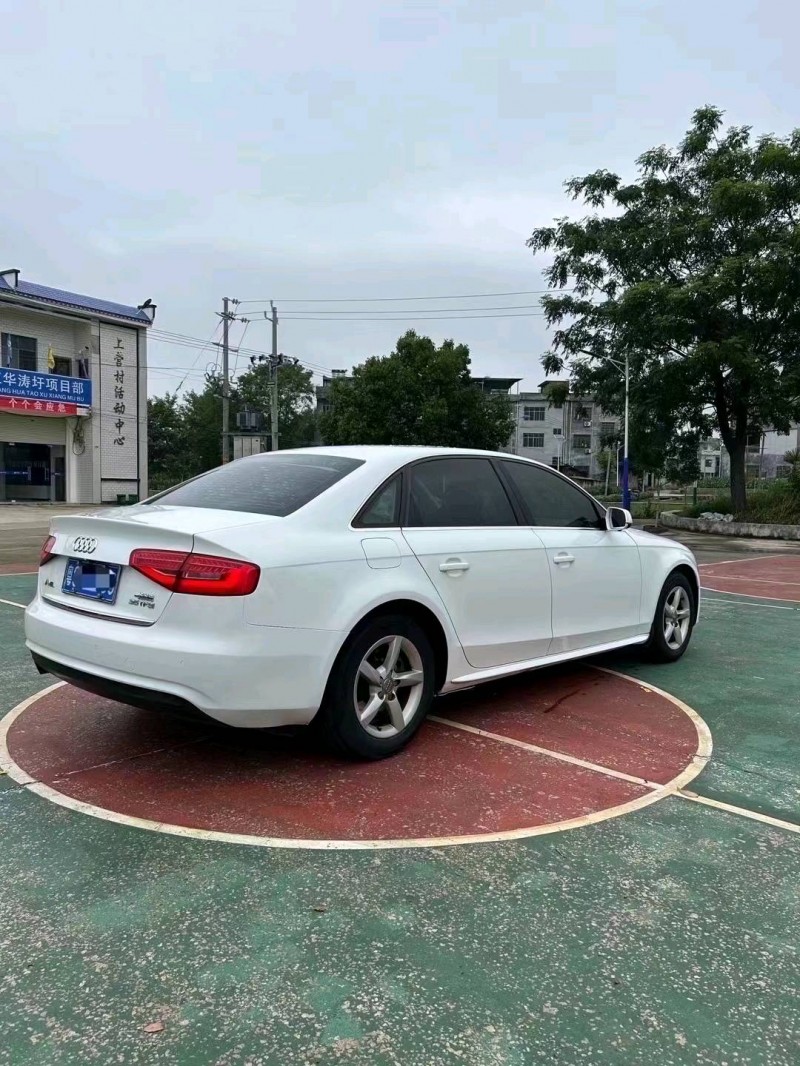 衡阳14年奥迪A4L4