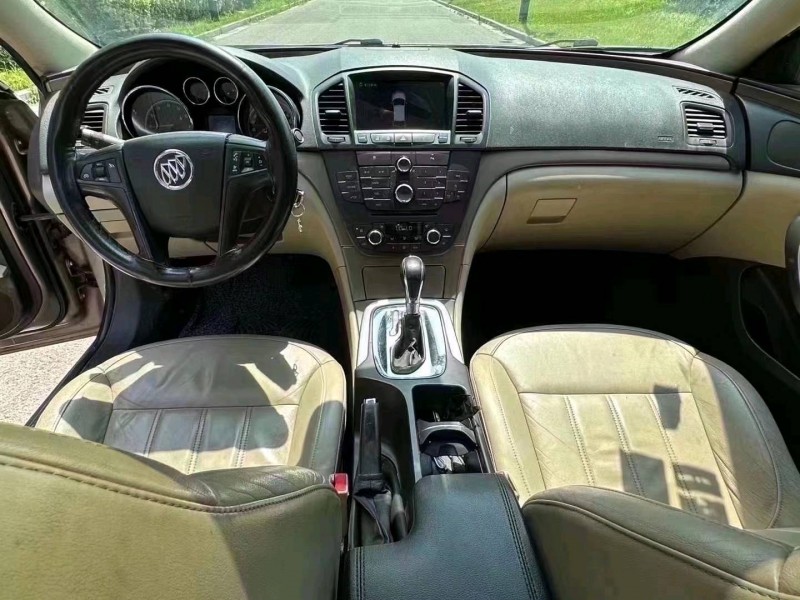 徐州10年别克君威4