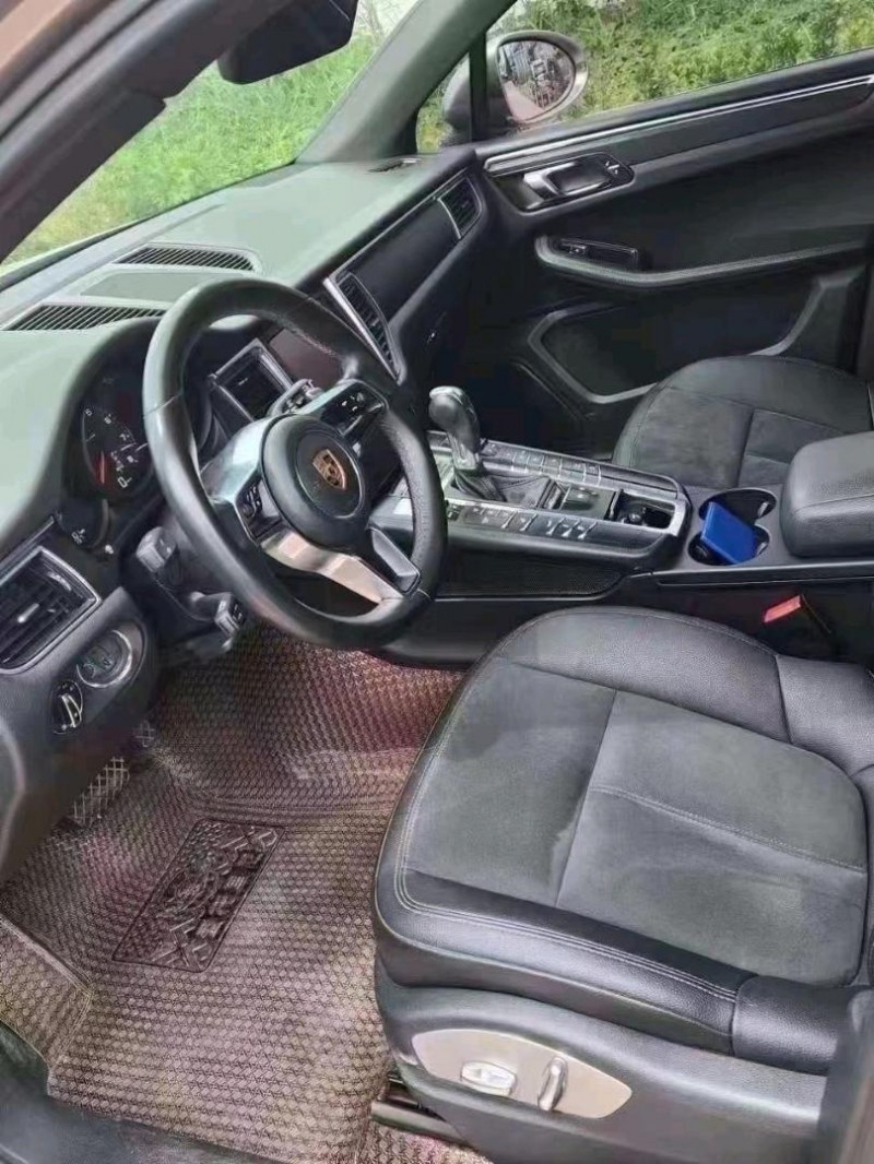枣庄15年保时捷Macan5