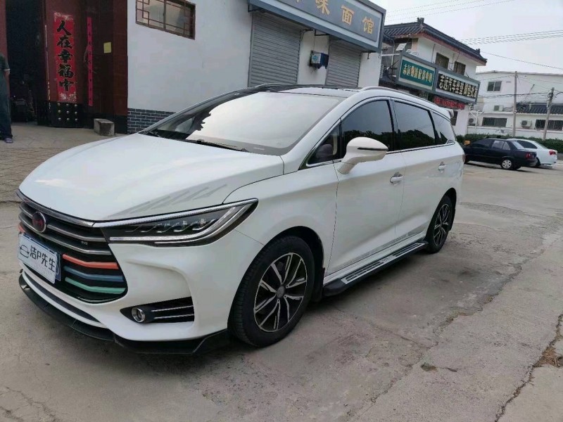 枣庄18年比亚迪宋MAX5