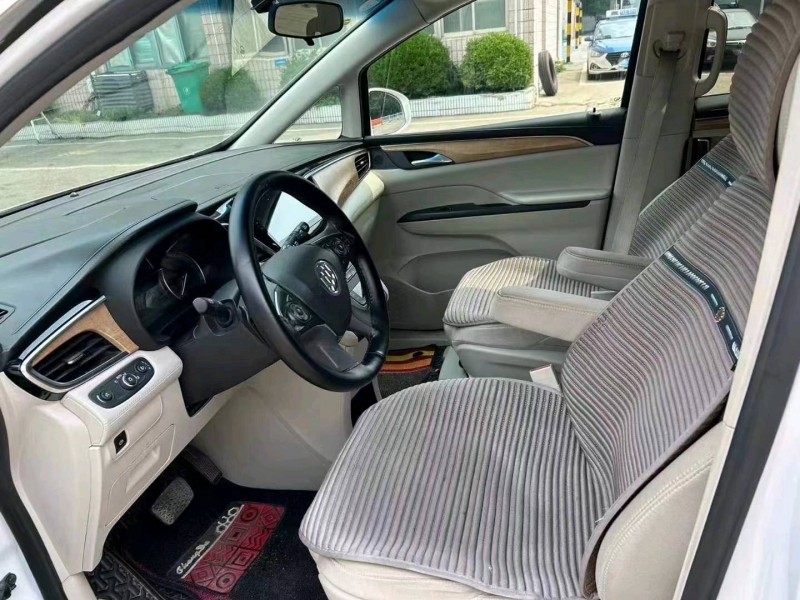 常州20年别克GL82