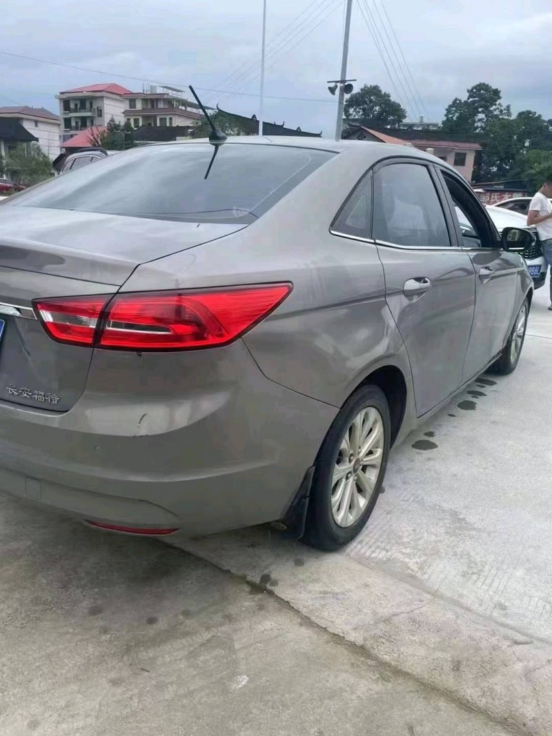 衡阳17年福特福睿斯6