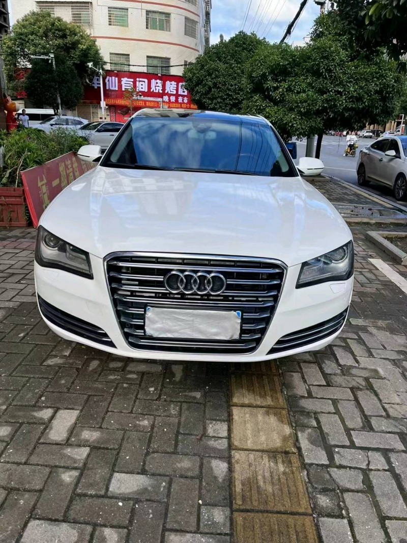 邵阳12年奥迪A8L1