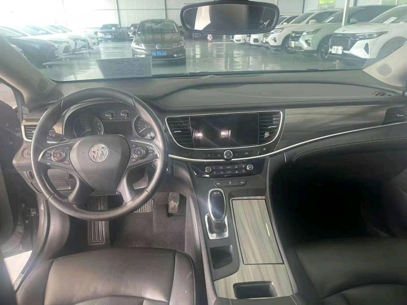 济南19年别克君越7