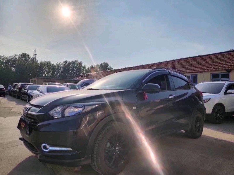 济南16年本田缤智3