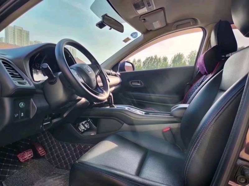 济南16年本田缤智4