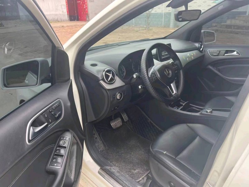 石家庄13年奔驰B5