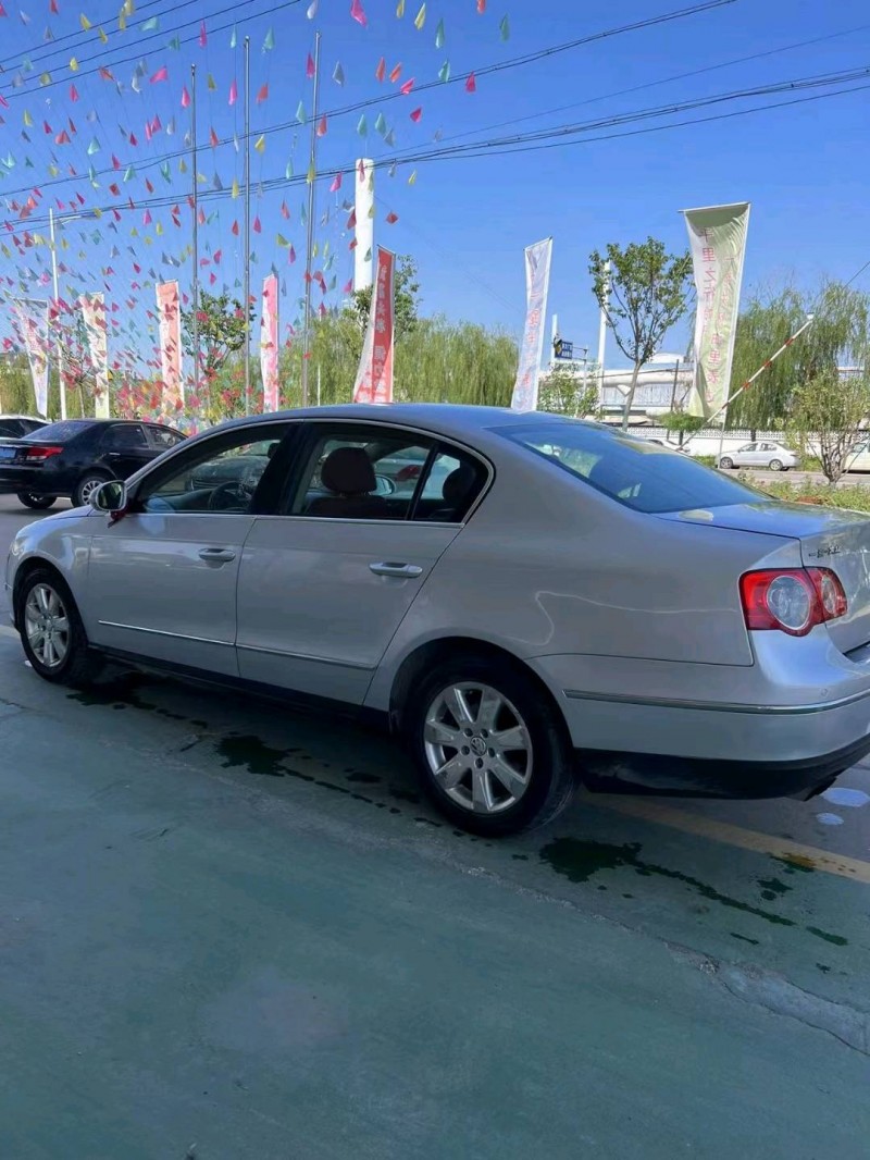 保定10年大众迈腾8