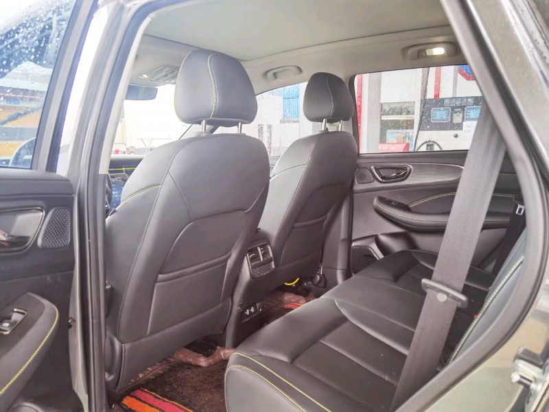 保定21年荣威RX55