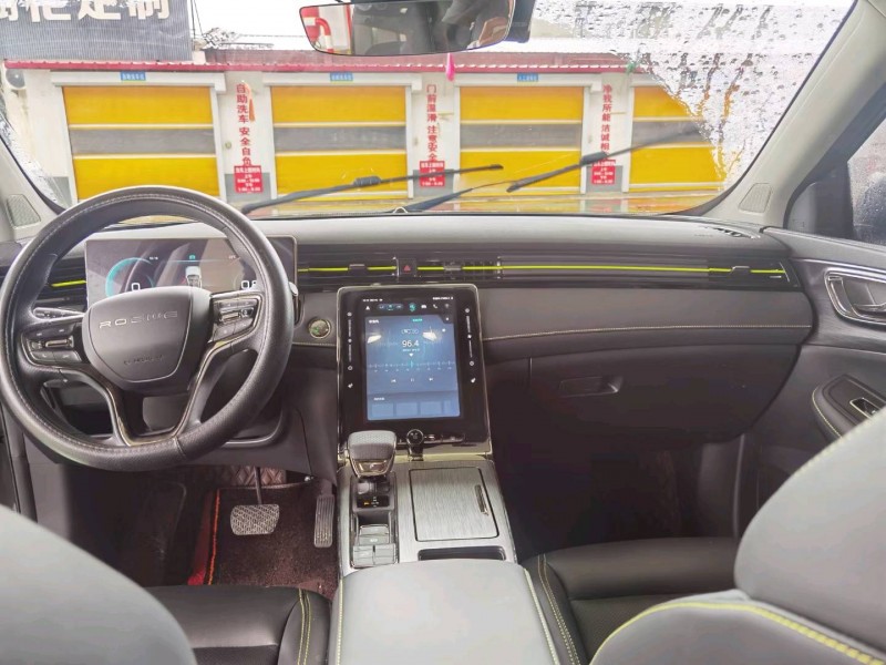 保定21年荣威RX56