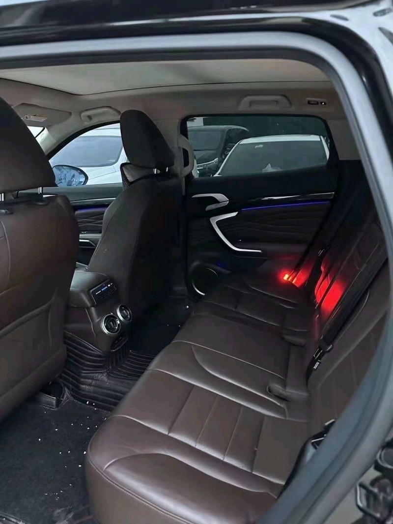 邯鄲18年長城汽車WEY P86