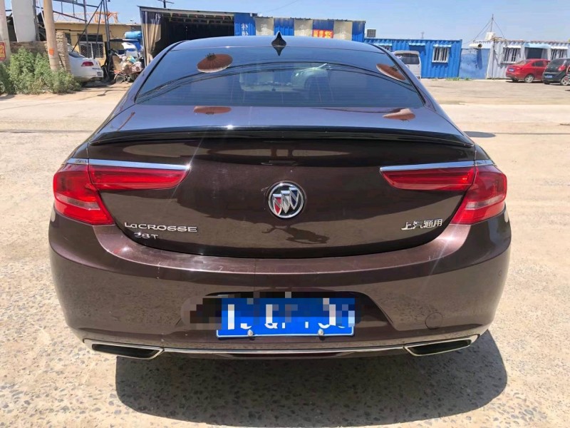 保定19年别克君越9