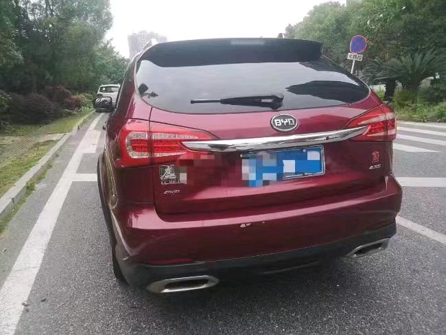 济南16年比亚迪唐5