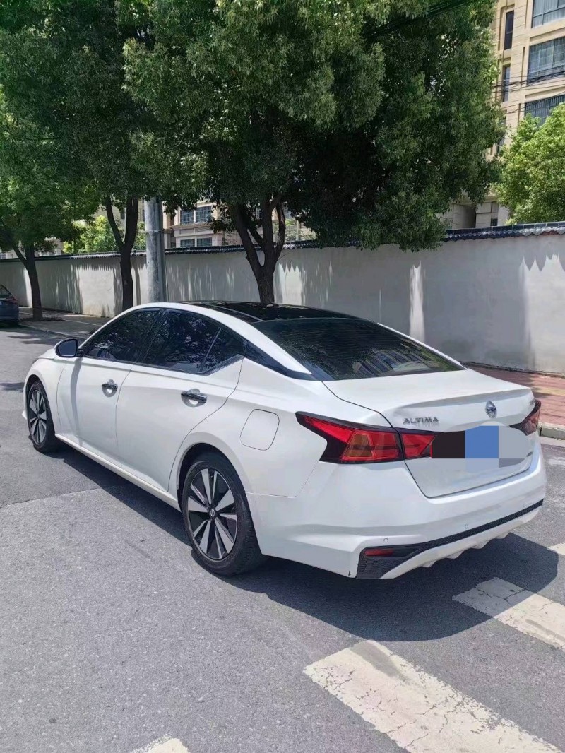 淮南21年日产天籁4