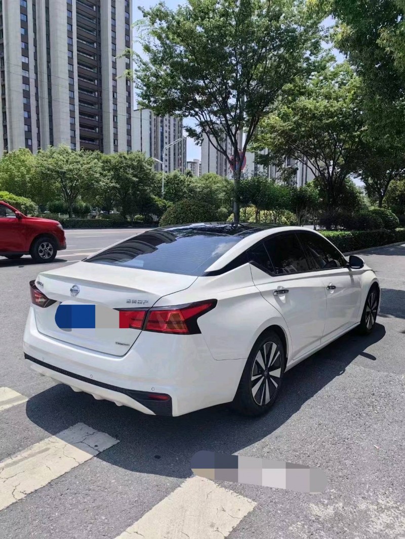 淮南21年日产天籁6