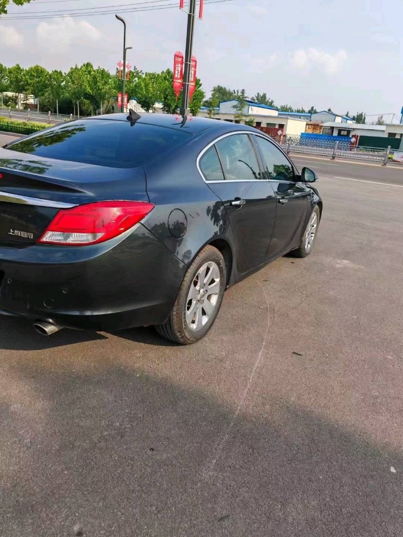 聊城11年别克君威8