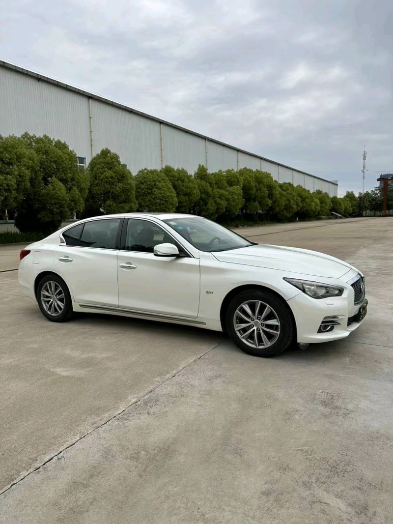 盐城15年英菲尼迪Q50L2