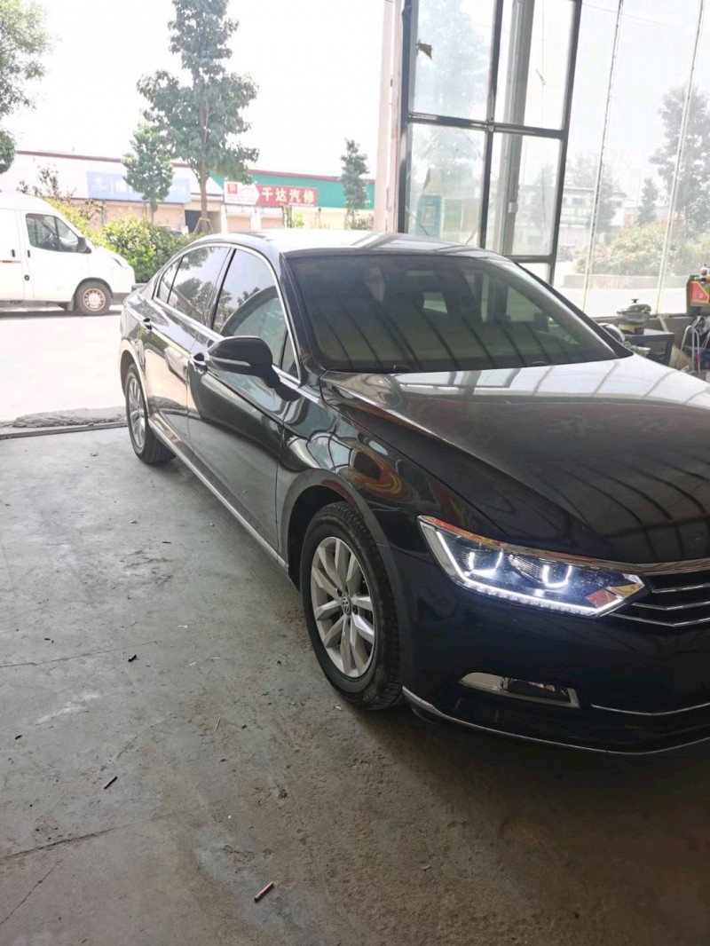 济南19年大众迈腾2