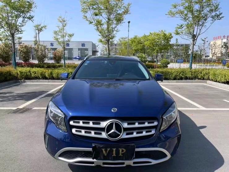 盐城19年奔驰GLA1