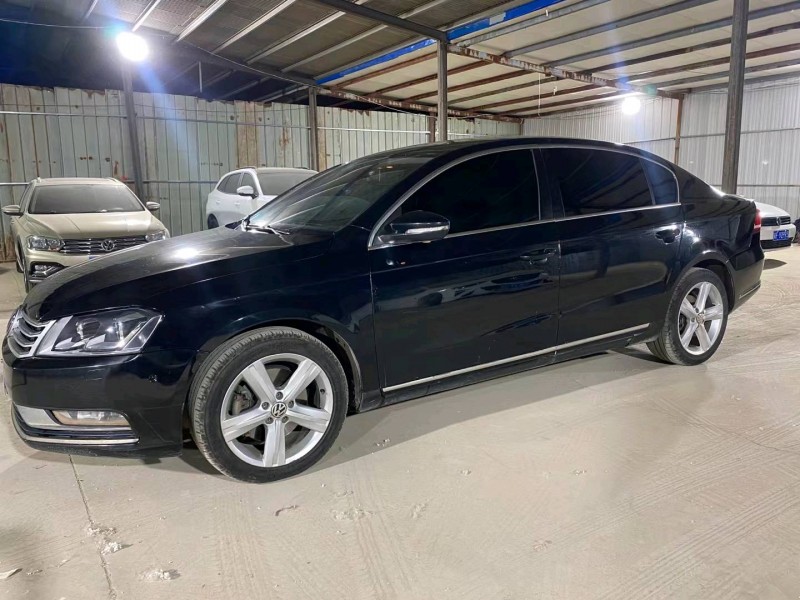 济南14年大众迈腾2