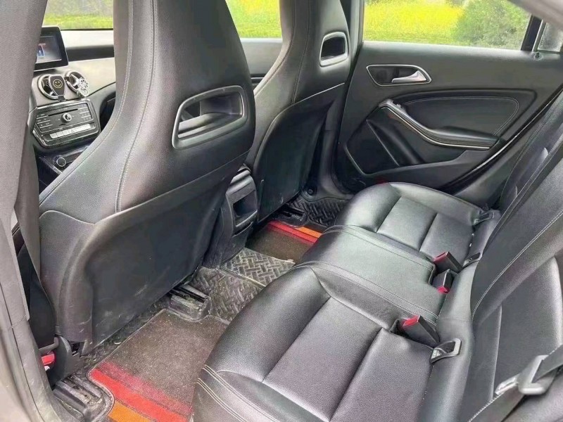 枣庄17年奔驰CLA5