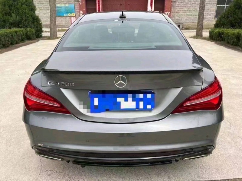 枣庄17年奔驰CLA9