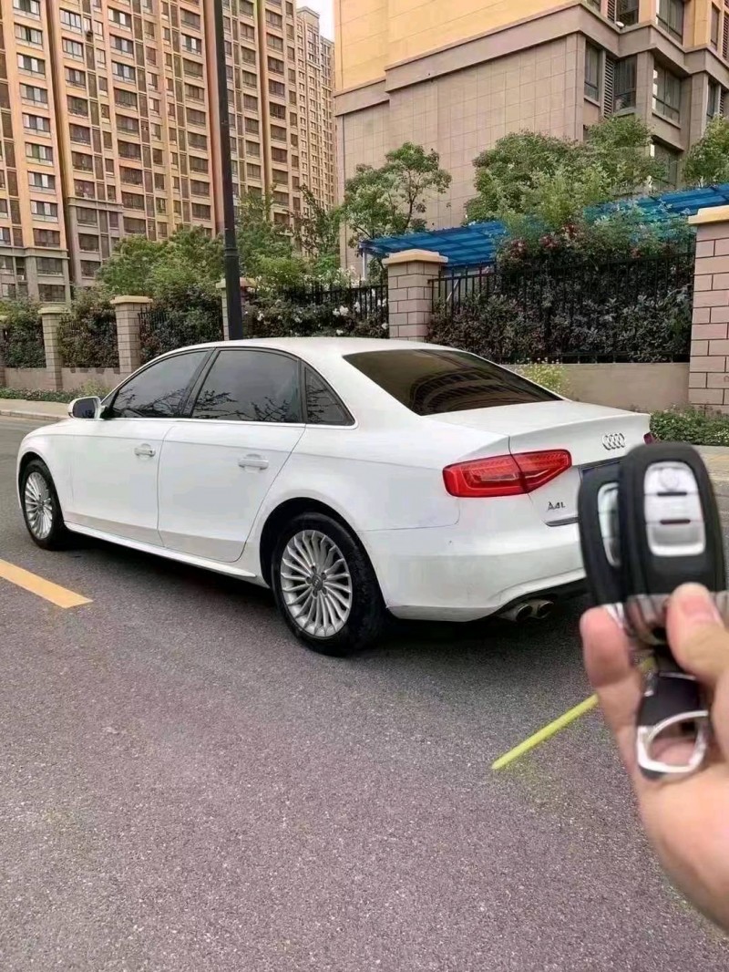 淮南16年奥迪A4L5