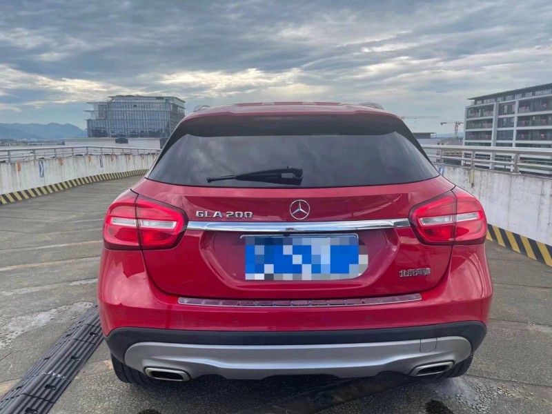 嘉兴16年奔驰GLA6