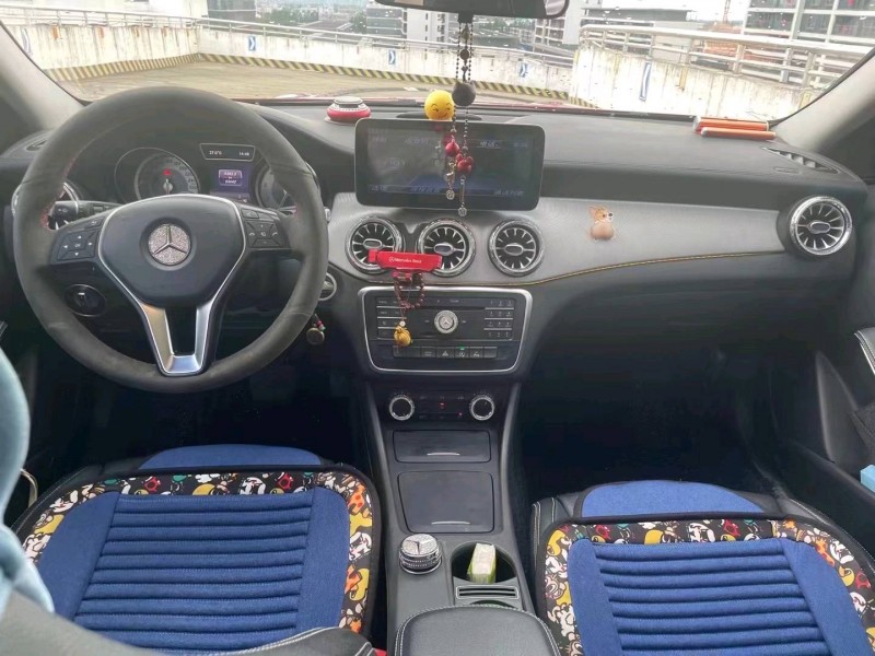 嘉兴16年奔驰GLA8