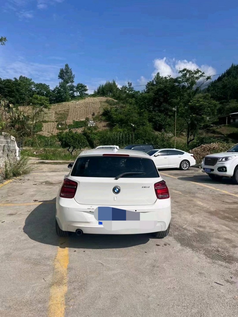 重庆13年宝马1系3