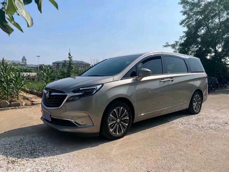 东营22年别克GL82