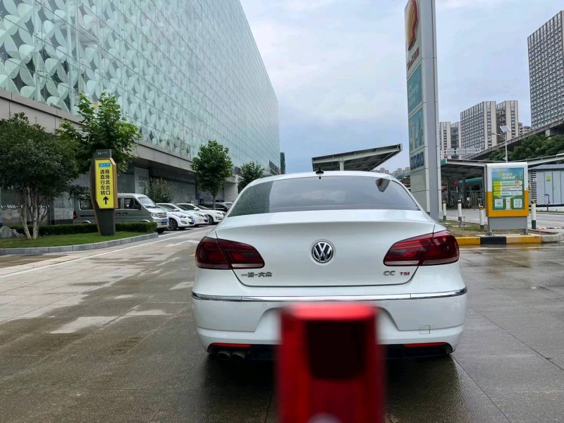 宜昌17年大众CC2